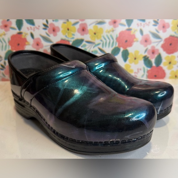 Dansko Professional Clog Petrol Patent Leather Iridescent EU 38 / Women’s US 7.5 - Picture 2 of 7